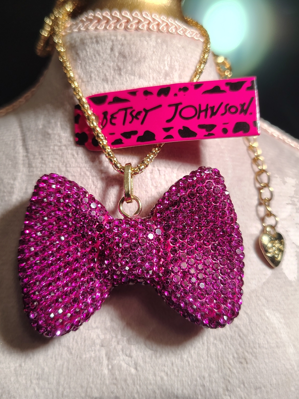 Betsey Johnson Fuchsia Crystal Bow Pendant Necklace.